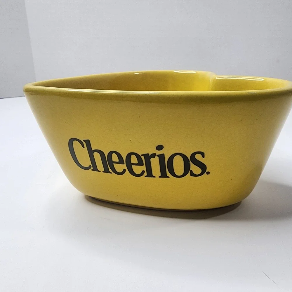 Cheerios Yellow Heart Shaped Ceramic Cereal Bowl 2003 General Mills